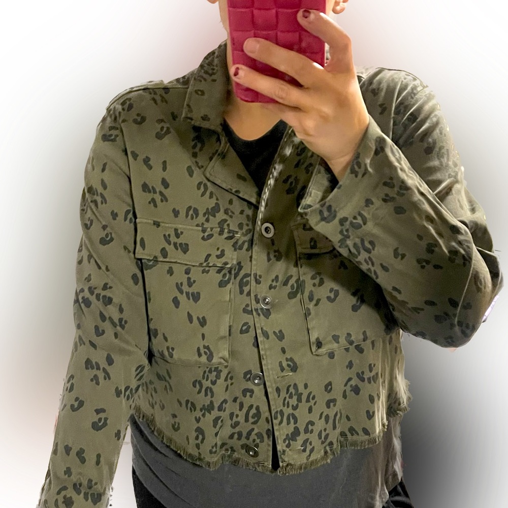 Bella Dahl army green leopard print jacket!